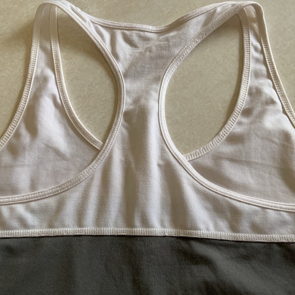 Xersion Semi Fit Racerback Workout Tank Size Large Black Grey White Color Block - Picture 5 of 6